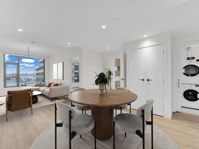Apartment for sale in North Vancouver, North Vancouver, 401 755 Harbourside Drive, 263153915 | Realtylink.org