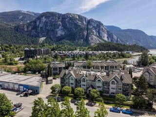 Apartment for sale in Squamish, Squamish, 201 1460 Pemberton Avenue, 263153947 | Realtylink.org
