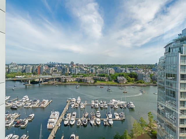 Apartment for sale in Vancouver, Vancouver West, 2206 1201 Marinaside Crescent, 263153987 | Realtylink.org