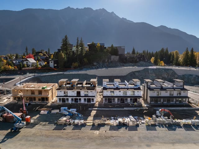Townhouse for sale in Pemberton, Pemberton, 10 7362 Pemberton Farm Road East, 263154009 | Realtylink.org