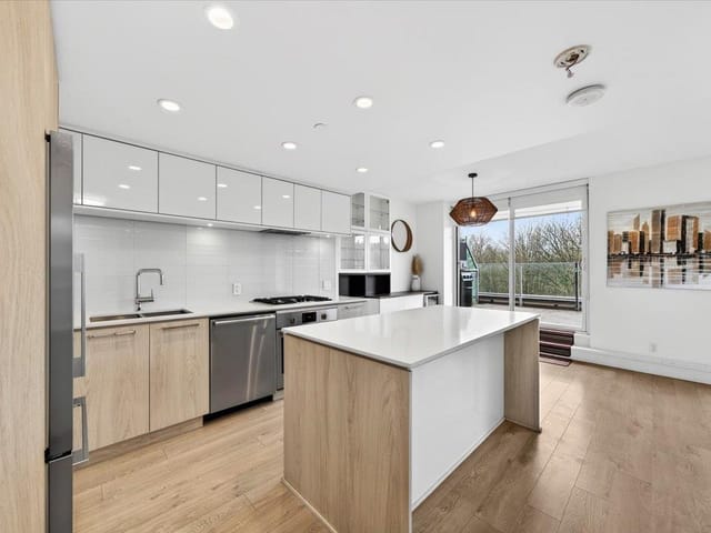 Apartment for sale in North Vancouver, North Vancouver, 610 680 Seylynn Crescent, 263154040 | Realtylink.org