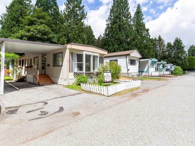 Manufactured Home for sale in Maple Ridge, Maple Ridge, 58 21163 Lougheed Highway, 263154081 | Realtylink.org