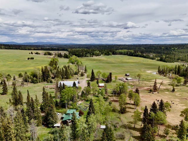House for sale in 100 Mile House, 100 Mile House, 6310 N Horse Lake Road, 263154087 | Realtylink.org