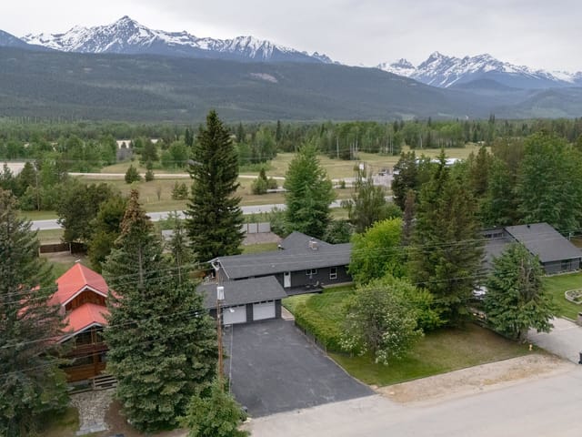 House for sale in Valemount, Robson Valley, 1934 Cranberry Place, 263154142 | Realtylink.org