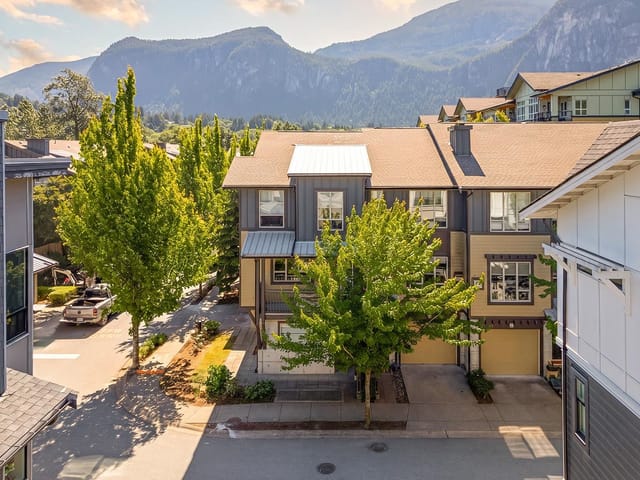 Townhouse for sale in Squamish, Squamish, 38364 Eaglewind Boulevard, 263154192 | Realtylink.org