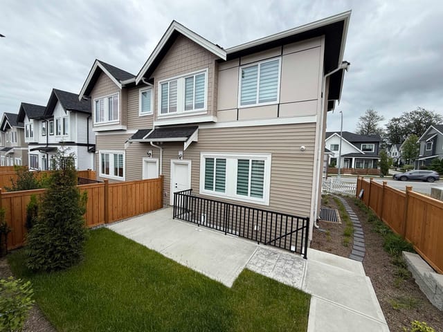 1/2 Duplex for sale in Langley, Langley, 7679 197 Street, 263154220 | Realtylink.org