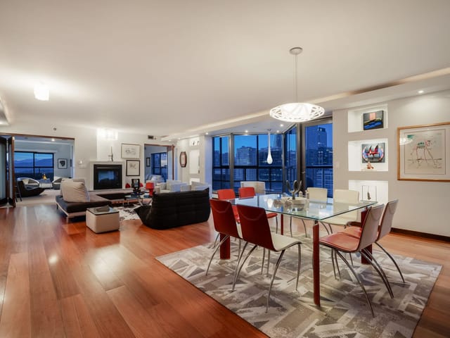 Apartment for sale in Vancouver, Vancouver West, 2301 909 Burrard Street, 263154263 | Realtylink.org