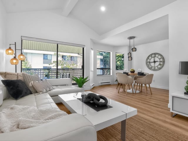 Apartment for sale in White Rock, South Surrey White Rock, 307 1460 Martin Street, 263154285 | Realtylink.org