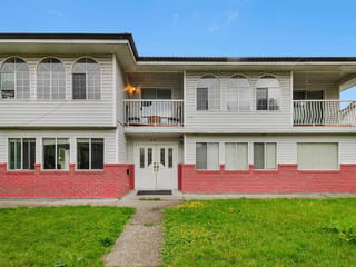 House for sale in Surrey, Surrey, 9011 King George Boulevard, 263154328 | Realtylink.org