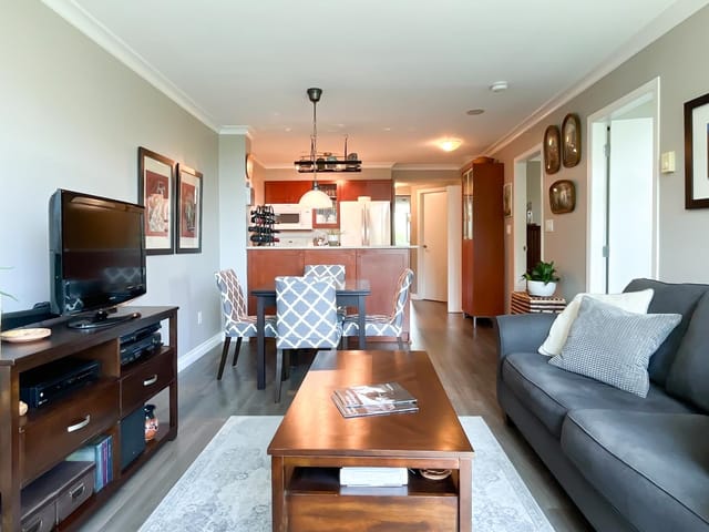 Apartment for sale in Vancouver, Vancouver East, 206 2733 Chandlery Place, 263154497 | Realtylink.org