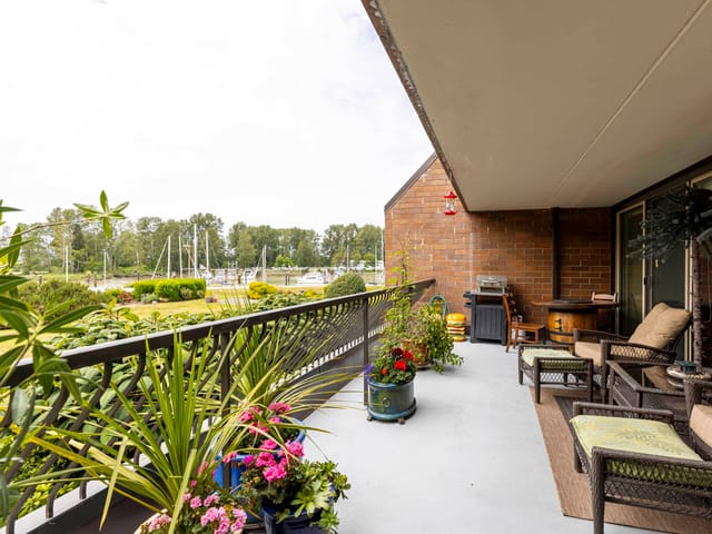 Apartment for sale in Delta, Ladner, 105 4815 48 Avenue, 263154550 | Realtylink.org