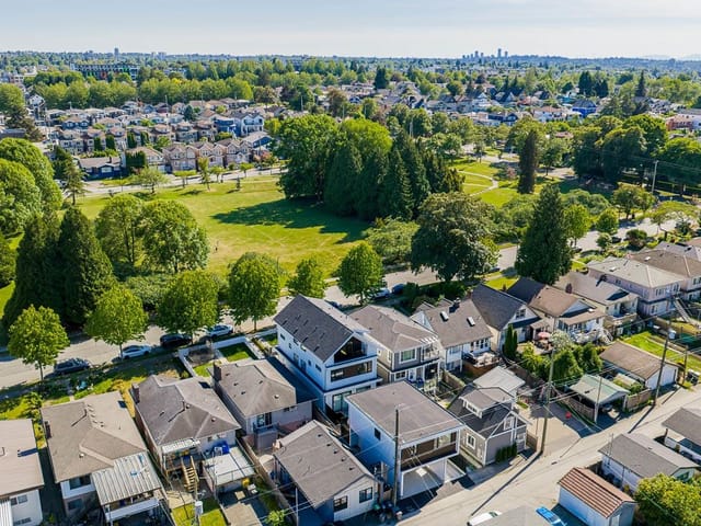 1/2 Duplex for sale in Vancouver, Vancouver East, 2877 Cambridge Street, 263154644 | Realtylink.org