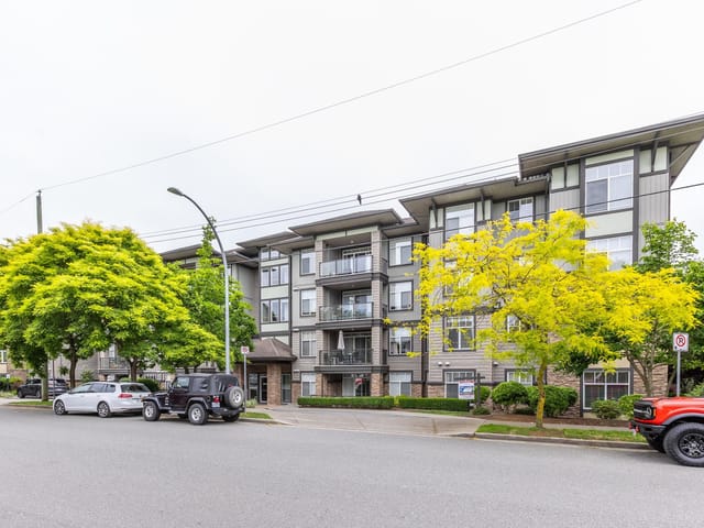Apartment for sale in Abbotsford, Abbotsford, 110 2068 Sandalwood Crescent, 263154683 | Realtylink.org