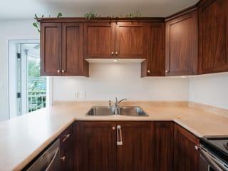 Apartment for sale in Gibsons, Sunshine Coast, 301 624 Shaw Road, 263154689 | Realtylink.org