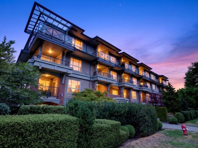 Apartment for sale in Surrey, South Surrey White Rock, 403 15357 17a Avenue, 263154715 | Realtylink.org