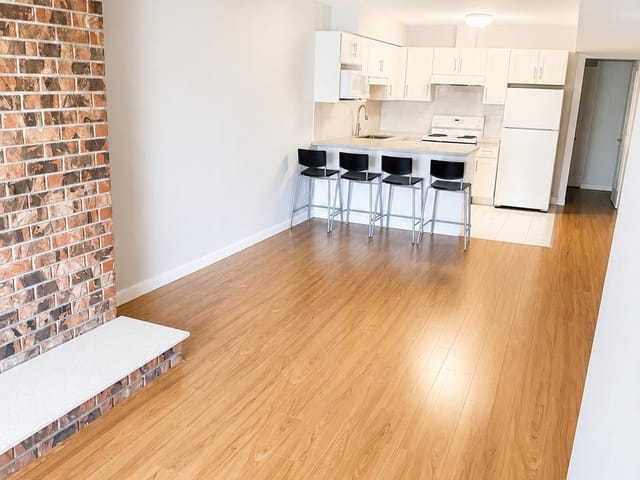 1/2 Duplex for rent in Burnaby, Burnaby East, 748x 19th Ave, 263154716 | Realtylink.org