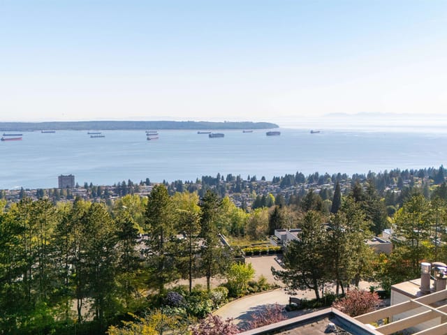 Apartment for sale in West Vancouver, West Vancouver, 35 2236 Folkestone Way, 263154809 | Realtylink.org