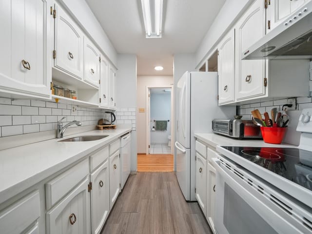 Apartment for sale in Vancouver, Vancouver West, 202 8770 Laurel Street, 263154933 | Realtylink.org
