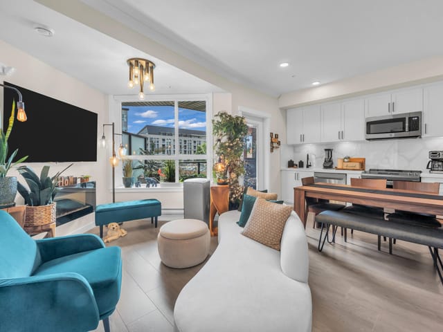 Apartment for sale in Maple Ridge, Maple Ridge, 225 12109 223 Street, 263154960 | Realtylink.org
