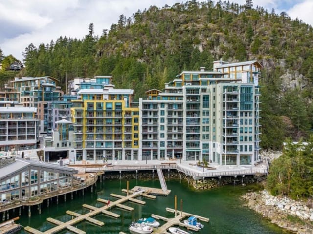 Apartment for sale in West Vancouver, West Vancouver, 205 6707 Nelson Avenue, 263154995 | Realtylink.org