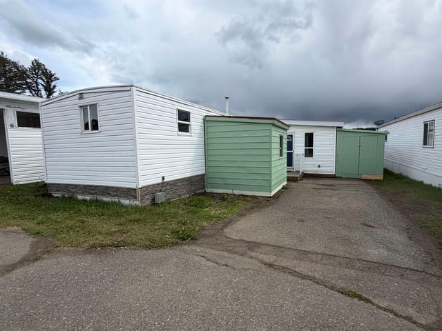 Manufactured Home for sale in 100 Mile House, 100 Mile House, 3 3728 Cariboo Hwy 97 S, 263155005 | Realtylink.org