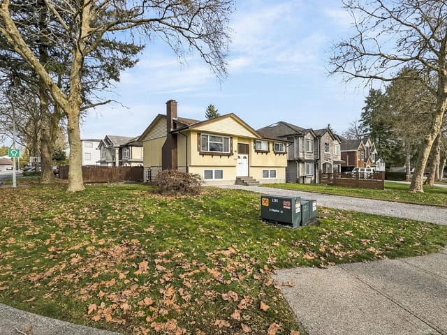 House for sale in Surrey, Surrey, 12959 Carluke Crescent, 263155017 | Realtylink.org