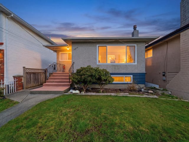 House for sale in Burnaby, Burnaby South, 5679 Clinton Street, 263155037 | Realtylink.org