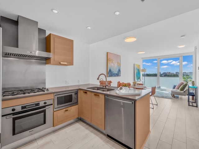 Apartment for sale in Richmond, Richmond, 819 8080 Cambie Road, 263155050 | Realtylink.org