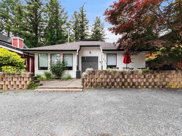 House for sale in Cultus Lake, Cultus Lake & Area, 372 Cedar Street, 263155105 | Realtylink.org