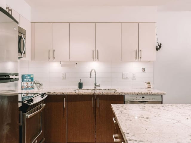 Apartment for sale in New Westminster, New Westminster, 303 85 Eighth Avenue, 263155126 | Realtylink.org