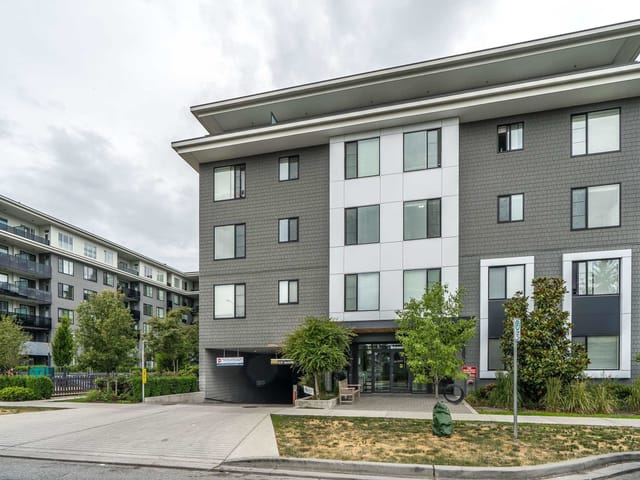 Apartment for sale in Surrey, Surrey, 405 15835 85 Avenue, 263155152 | Realtylink.org