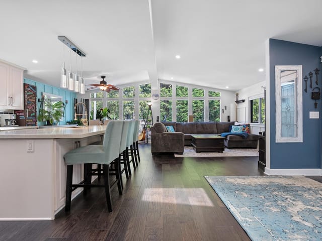 Manufactured Home for sale in Surrey, South Surrey White Rock, 281 1840 160 Street, 263155175 | Realtylink.org