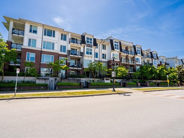 Apartment for sale in Richmond, Richmond, 337 9388 McKim Way, 263155193 | Realtylink.org