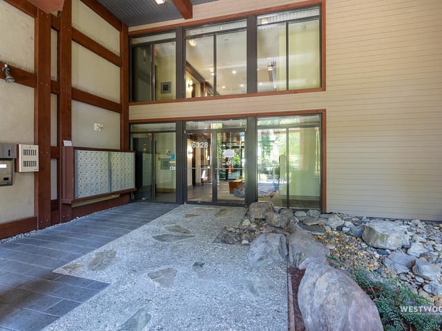Apartment for sale in Vancouver, Vancouver West, 107 6328 Larkin Drive, 263155294 | Realtylink.org