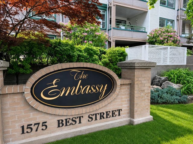 Apartment for sale in White Rock, South Surrey White Rock, 312 1575 Best Street, 263155358 | Realtylink.org