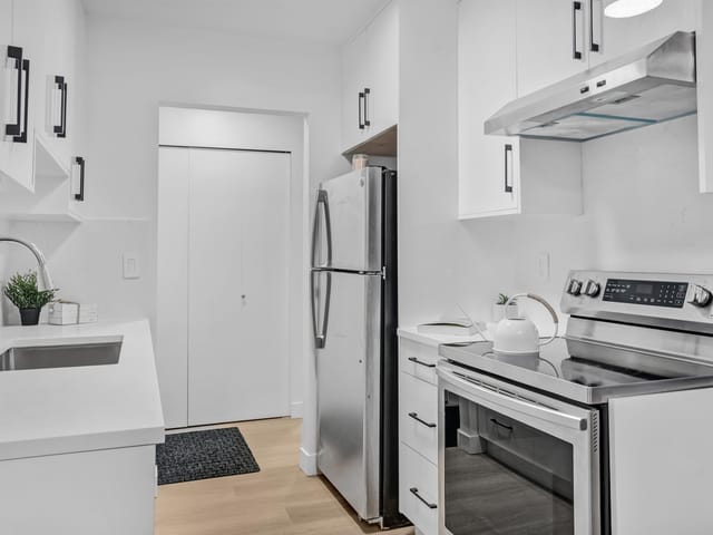 Apartment for sale in Richmond, Richmond, 111 6931 Cooney Road, 263155435 | Realtylink.org