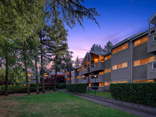 Apartment for sale in Coquitlam, Coquitlam, 305 932 Robinson Street, 263155468 | Realtylink.org