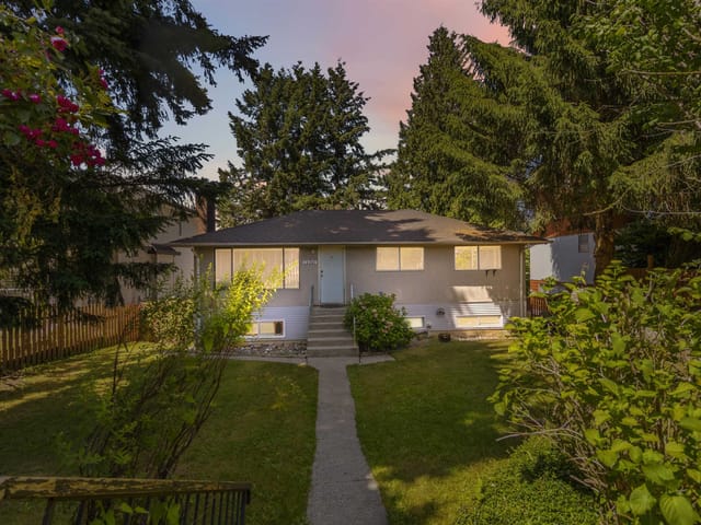 House for sale in Surrey, North Surrey, 12301 99a Avenue, 263155520 | Realtylink.org