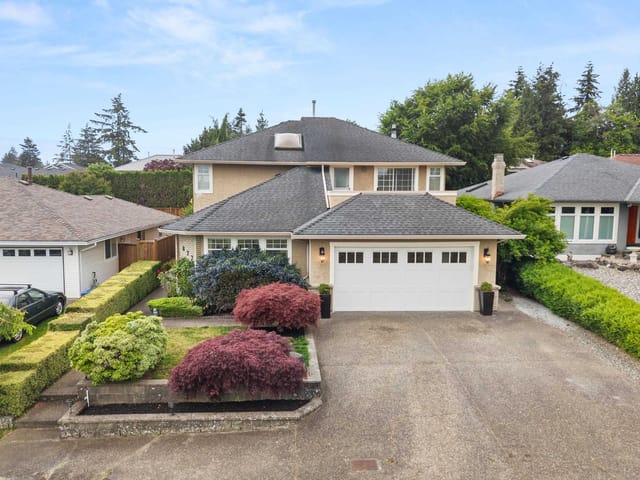 House for sale in Surrey, South Surrey White Rock, 877 166 Street, 263155580 | Realtylink.org