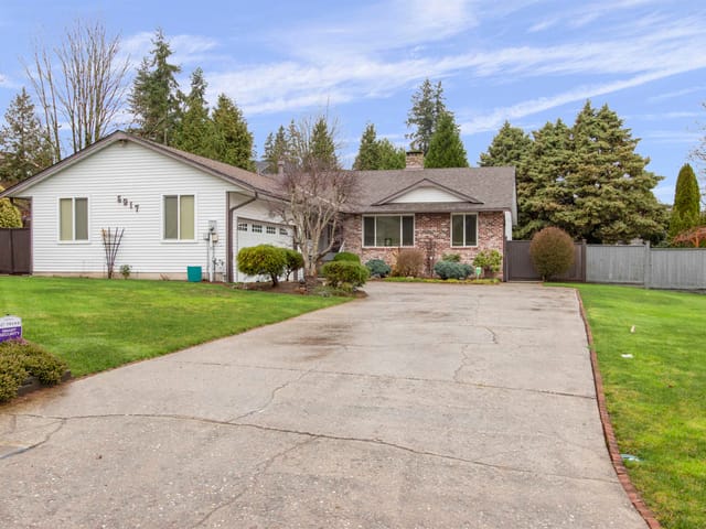 House for sale in Surrey, Surrey, 5917 Kildare Place, 263155609 | Realtylink.org