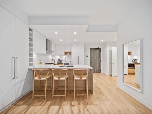 Apartment for sale in Port Moody, Port Moody, 222 3131 Murray Street, 263155628 | Realtylink.org