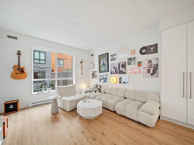 Apartment for sale in Port Moody, Port Moody, 222 3131 Murray Street, 263155628 | Realtylink.org