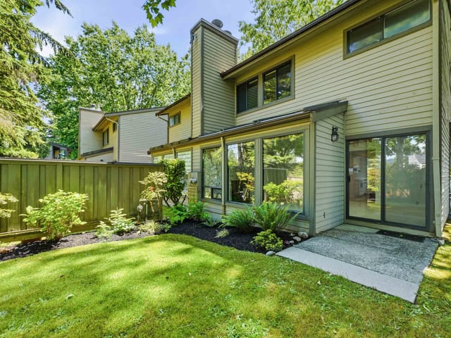 Townhouse for sale in Burnaby, Burnaby South, 5837 Mayview Circle, 263155636 | Realtylink.org