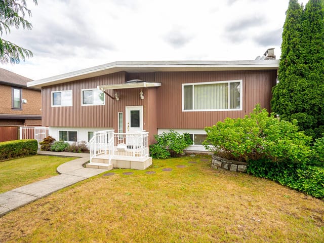House for sale in Burnaby, Burnaby North, 6565 Sumas Drive, 263155666 | Realtylink.org