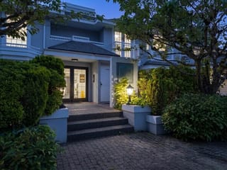 Apartment for sale in West Vancouver, West Vancouver, 202 2440 Haywood Avenue, 263155718 | Realtylink.org