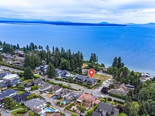 House for sale in Surrey, South Surrey White Rock, 13372 Marine Drive, 263155746 | Realtylink.org