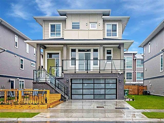 House for sale in Chilliwack, Chilliwack, 45582 Meadowbrook Drive, 263155941 | Realtylink.org