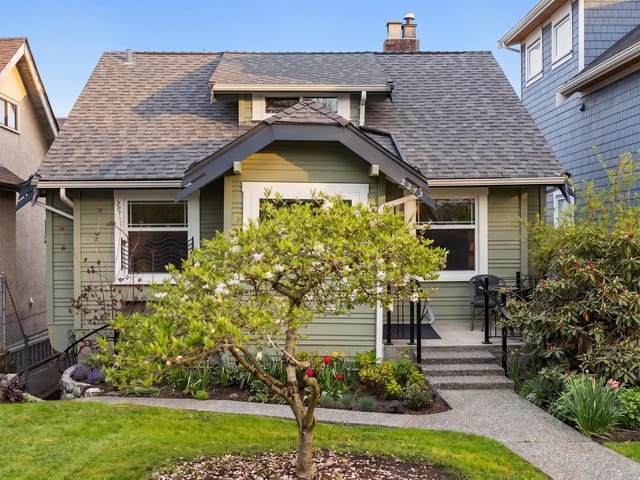 House for sale in Vancouver, Vancouver East, 2273 E 2nd Avenue, 263155971 | Realtylink.org