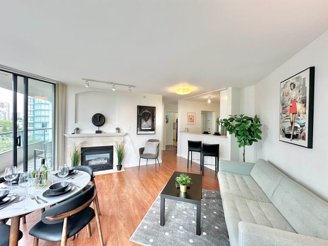 Apartment for sale in Burnaby, Burnaby South, 902 4567 Hazel Street, 263155977 | Realtylink.org