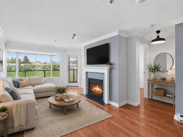 Apartment for sale in Abbotsford, Abbotsford, 403 2964 Trethewey Street, 263156008 | Realtylink.org